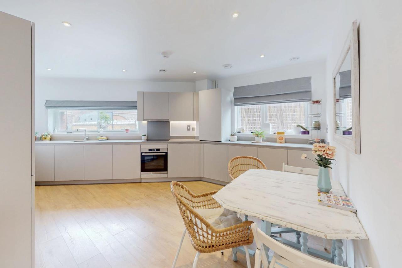 Modern And Spacious 4 Bed House In The City Centre ロンドン エクステリア 写真